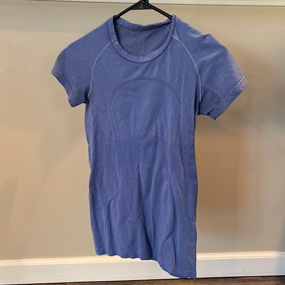 Lululemon size 6